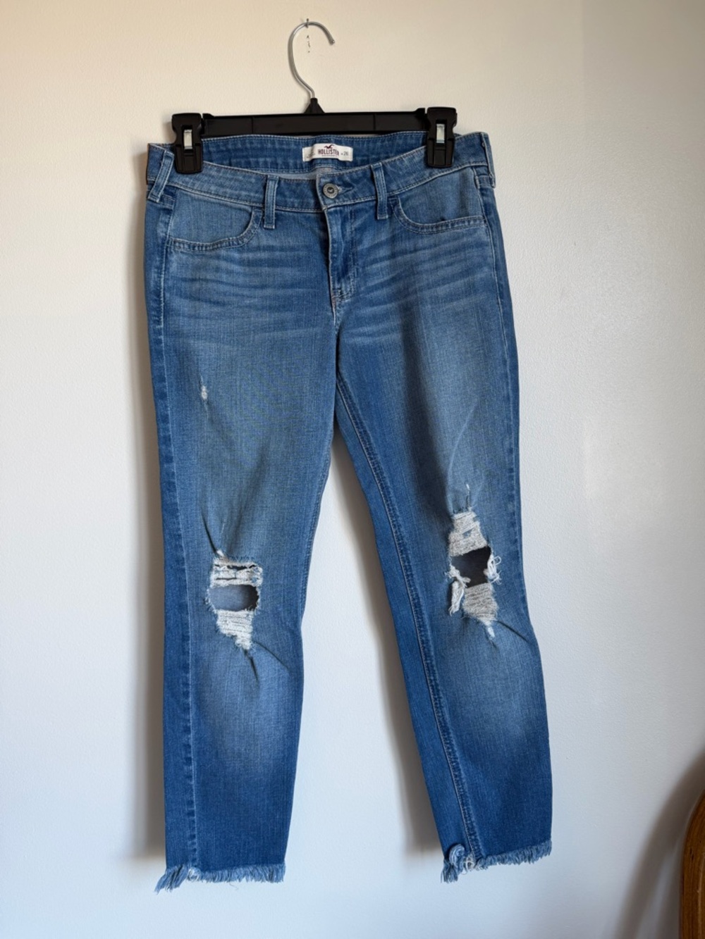 Hollister Distressed Skinny Jeans Size 3 W26 Medium Wash Raw Hem Ripped